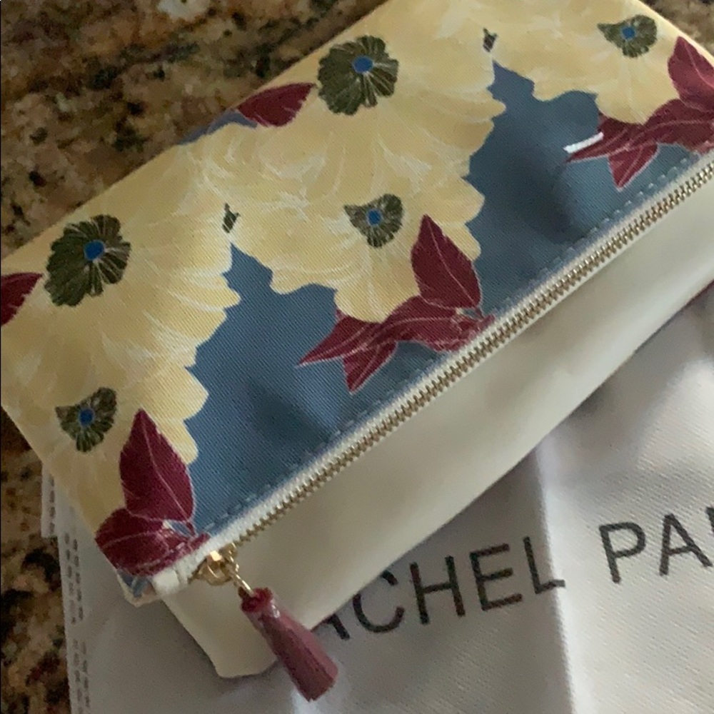 NEW! Clutch Designer Reversible hand clutch